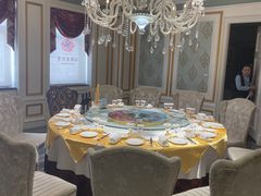 -罗浮宫酒店