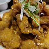 店面装修别致有特色。看点评里评价都是给北京人吃的，好吧…