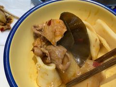 -晓彭肥肠鸡·泡椒鸡火锅(水木天地店)