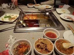 -海底捞火锅(新松江路生日主题店)