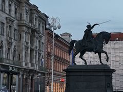 -耶拉契奇总督广场