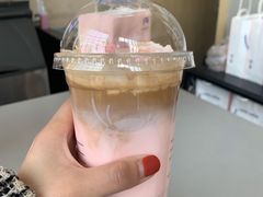 樱花拿铁-瑞幸咖啡(绿地新都会9号楼店)
