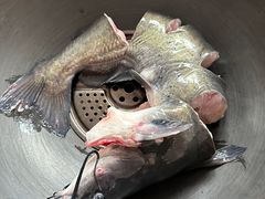 -北京龙庆四季香农家饭庄·灶台鱼·碳烤虹鳟鱼(龙庆峡店)