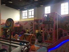 -蒙特利亲子乐园