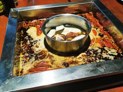 -二荆条·蜀鲜汇城市森林火锅