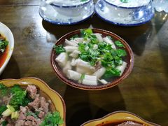 -小杨翘脚牛肉