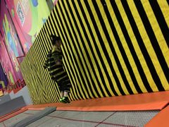 -超人空间竞技场·轰趴团建蹦床主题公园