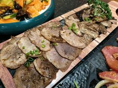 -四斤烤肉(东戴河孟家店)