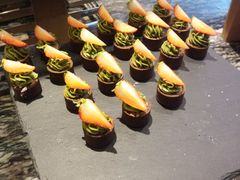 -广州天河希尔顿酒店