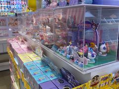 -名创优品(河南郑州健康路2店)