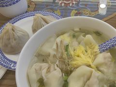 -笑来喜馄饨小笼工坊店(湖滨街店)
