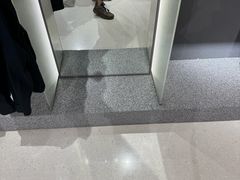 -SALOMON萨洛蒙(北京王府中环店)