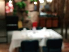 -宝燕海货工场(长江国际店)