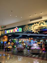 -LuckyStar幸运星家庭娱乐中心(东莞国贸店)