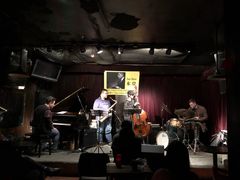 -东岸Cafe 爵士俱乐部
