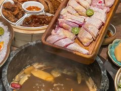 -蘑界·野生菌火锅(深业上城店)