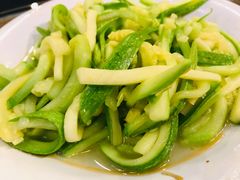-缪氏川菜(丰盛町店)