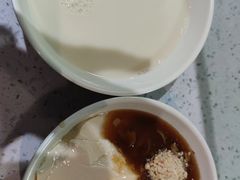 -三好食堂(煎饺·馄饨·肉饼米线·盛世广场店)