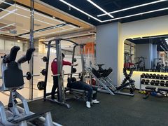 -VLines耀能运动24小时·月付制健身(京广桥店)