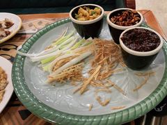 -朝花夕拾中餐厅(台儿庄古城复兴广场店)