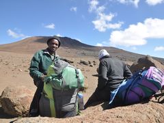 -乞力马扎罗山