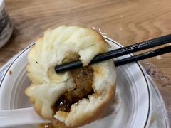 鲜肉生煎包-老苏州大客堂·苏帮菜·松鼠桂鱼·苏州传统小吃(观前街人民商场店)