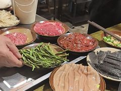 -黄潇洒老火锅(九眼桥宏济巷店)