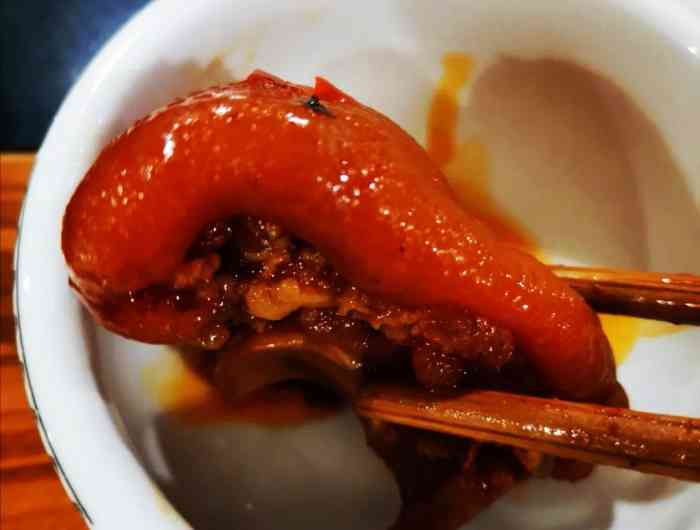 严记蹄花-"重庆的老一代网红店了,以前在劳动路一排老.