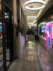 -AKOZO Beauty Salon