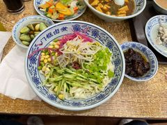 老北京炸酱面-门框胡同百年卤煮(新街口店)