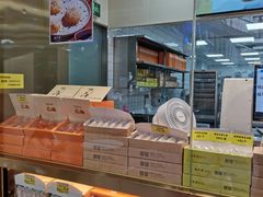 -鲍师傅糕点(百盛西南商都店)