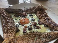 鸡蛋蘑菇熏肉荞麦可丽饼-RAC BAR(安福路店)