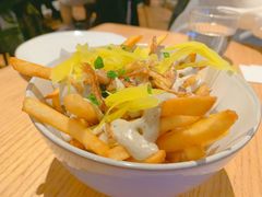 -MOMENTI手工意面(晶耀前滩店)