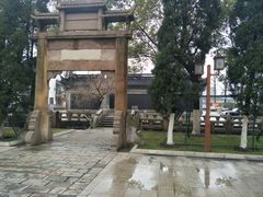 -梅村泰伯庙