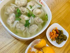 虾仁大馄饨-南城香·饭香串香馄饨香(赵公口店)