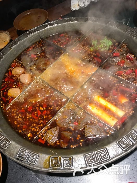 桥头老灶九宫格特色火锅(舜耕店)图片 - 第2张