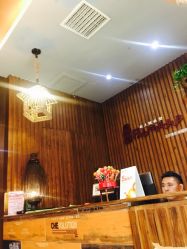 -红人馆造型世爵国际