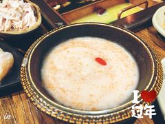 -老牌坊云南鱼豆花火锅(嵩山店)