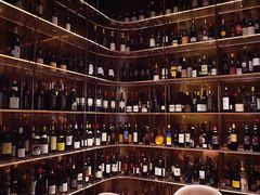 -wineapp葡萄酒餐吧(外滩金融中心店)