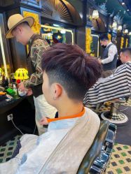 -海文先生国潮烫染男士理发馆