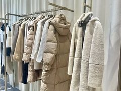 -百联奥特莱斯广场(南京店)