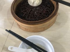 -老西白点心店