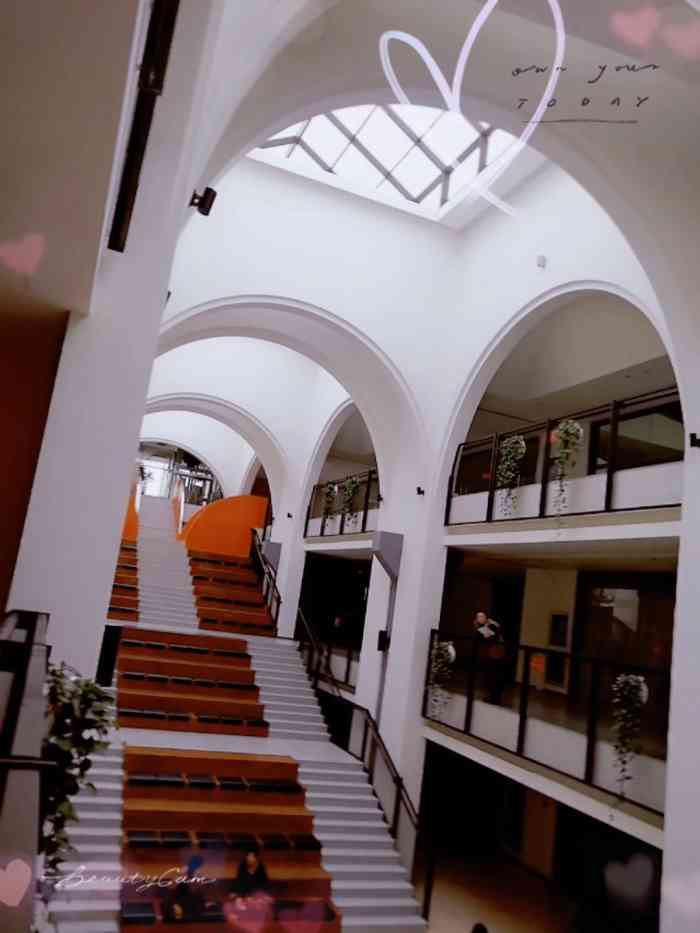 冰山慧谷食堂(大冷文化宫)-"中午工作餐盒饭～三个菜,两荤一素.