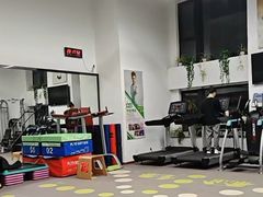 -悦耐私教健身馆(保利中心店)