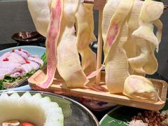 -得意咚瓜·顺德鱼生·冬瓜火锅(深圳首店)