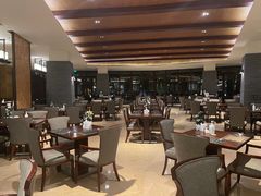 -三亚湾海居铂尔曼度假酒店