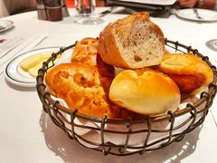 -Wolfgang’s Steakhouse 沃夫冈牛排馆(上海白玉兰广场店)