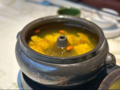 -云海肴·汽锅鸡·云南菜(天山百盛优客店)