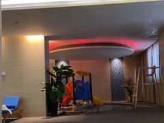 -天津京基皇冠假日酒店