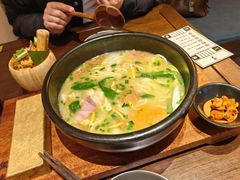 -银米·云南传统过桥米线(双廊黑金冠店)